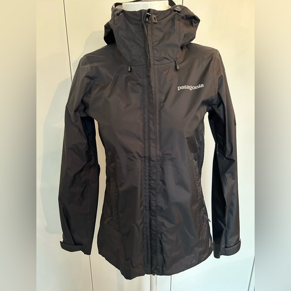 Patagonia Jackets & Blazers - Patagonia Zip Up Rain Jacket with Hood